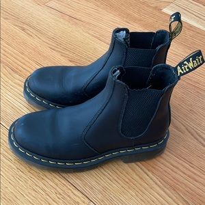 Doc Martens black Chelsea boot